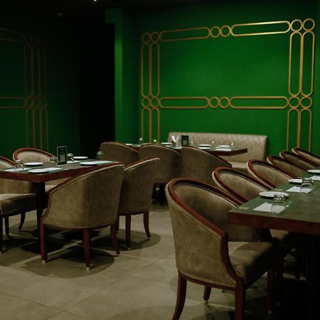 Leela'S 7Th Heaven Resort & Spa Trikunnapuzha Экстерьер фото
