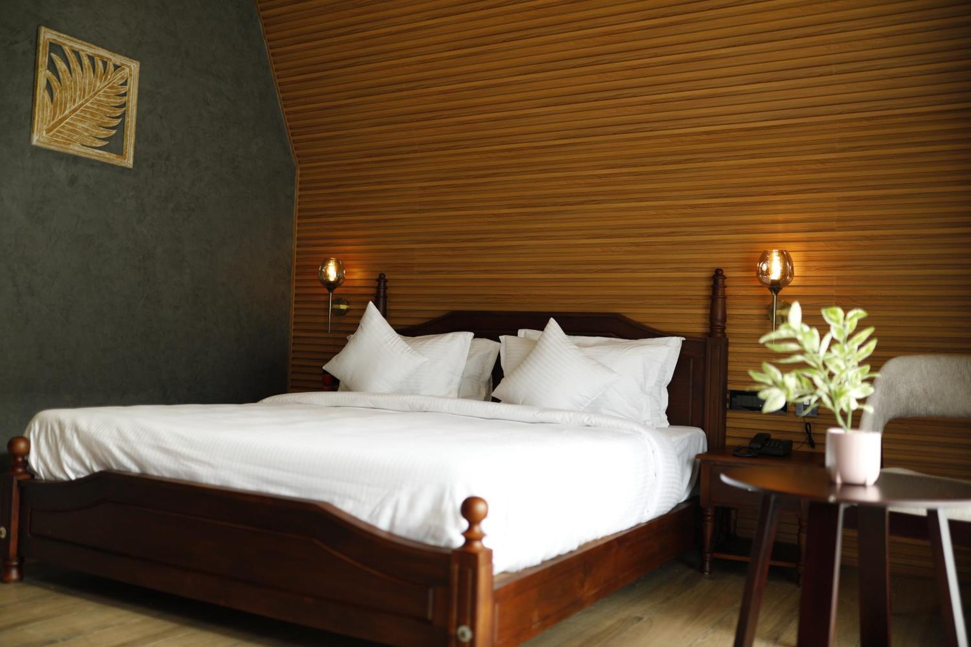 Leela'S 7Th Heaven Resort & Spa Trikunnapuzha Экстерьер фото